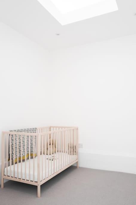 Апартаменты Spacious Georgian Pad - Free Parking - Walk To Бат Экстерьер фото