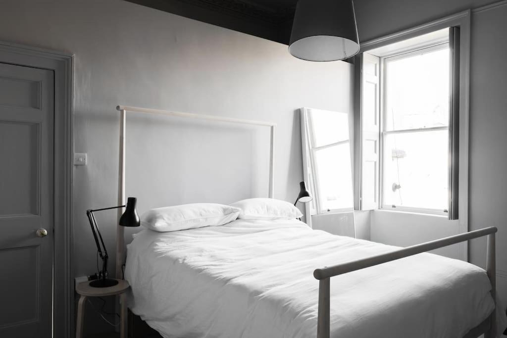 Апартаменты Spacious Georgian Pad - Free Parking - Walk To Бат Экстерьер фото
